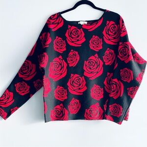 ❤️ Valentine❣️Sweater, Women’s size L Large Red Roses on Black NWT